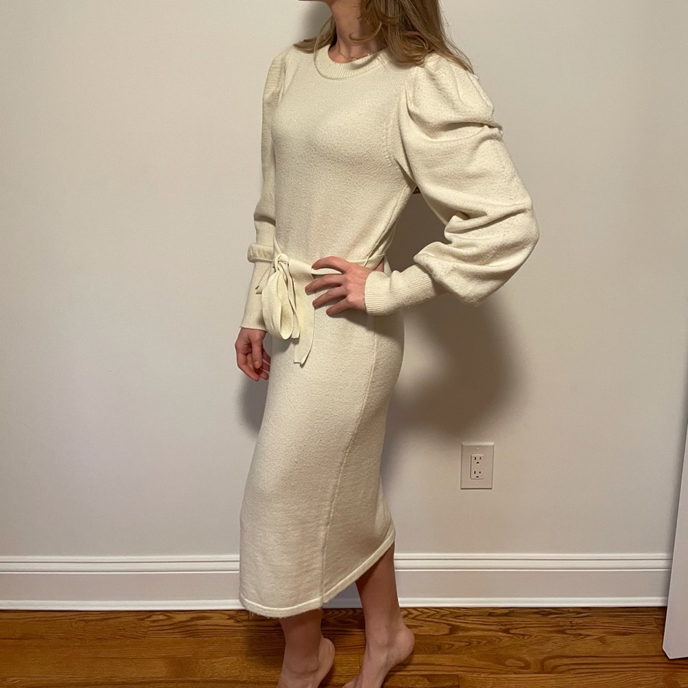 Vero Moda Midi Sweater Dress w Bell Sleeves & Belt
